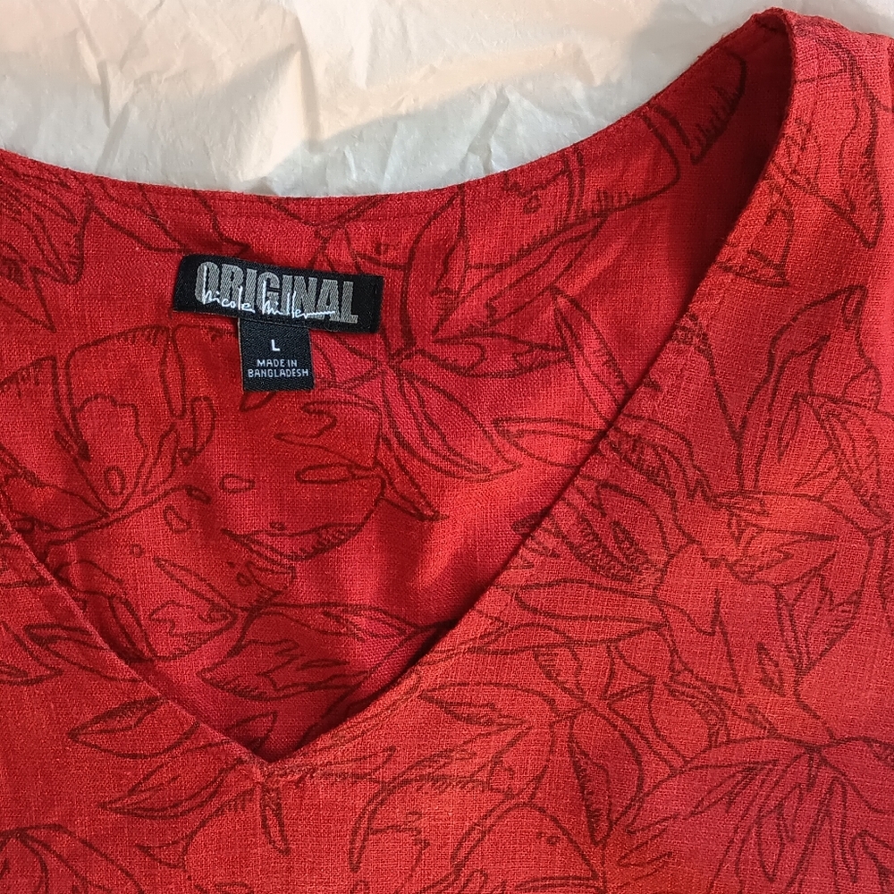 Red Nicole Miller Crisp Linen Leaf Pattern V-Neck Dress w/ Tiered Hem, Size Med.